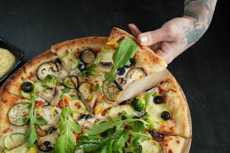 luce pizza garden veggie supreme